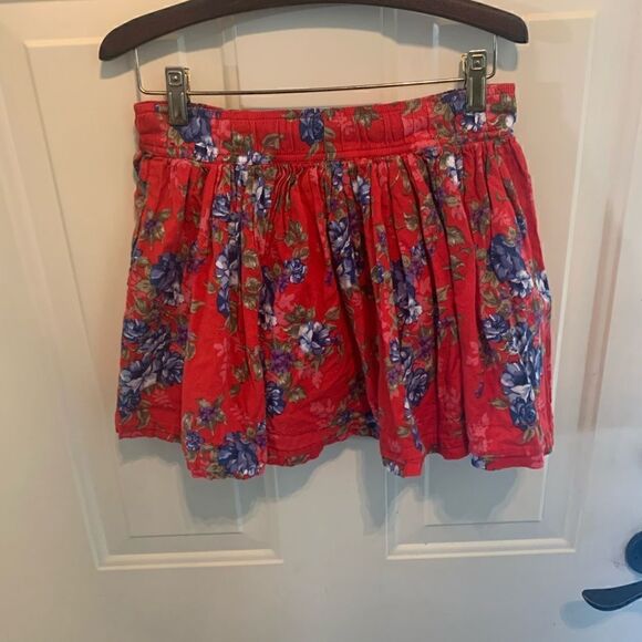 Abercrombie & Fitch Red and Blue Floral Mini Skirt - Picture 3 of 5